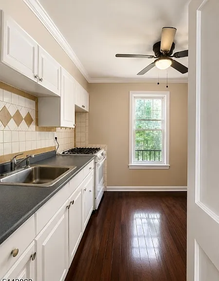 495 Main St #D3 — Photo 5