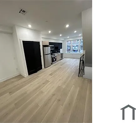 4554 N Uber St #1 — Photo 2