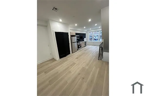 Building Photo - 4554 N Uber St #1