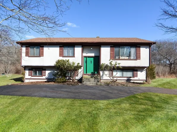 16 Pleasant View Dr, Little Compton, RI 02837