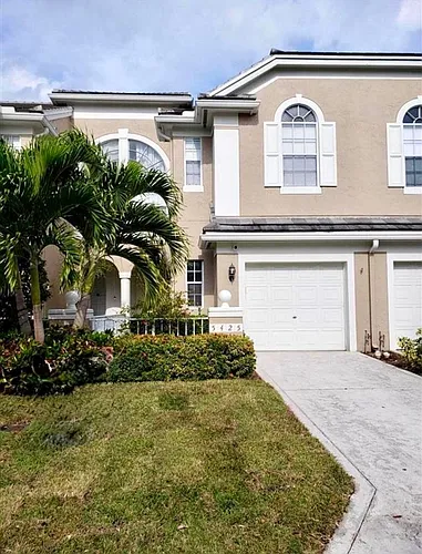 5425 Grand Park Pl Photo 1