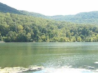 4 Mullins Cove Rd, Whitwell, TN 37397