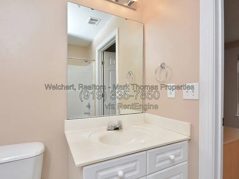 929 Morreene Rd #D33 — Photo 10