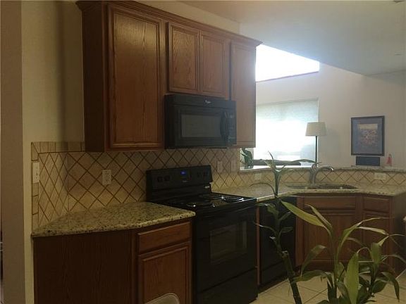 3rd image of 9836 Spire Ln