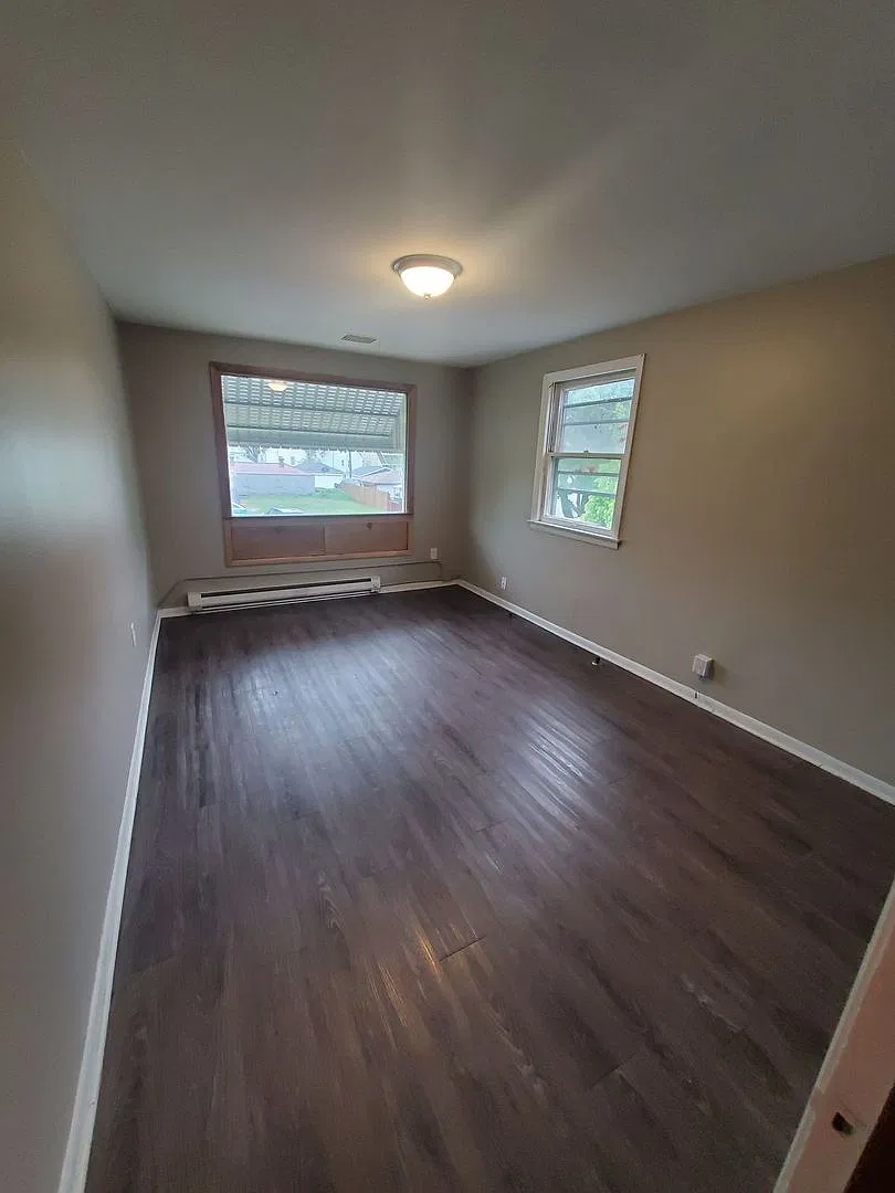 868 S 74th St 7 unit — Photo 4