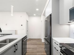 The Proxima, Esquimalt, BC V9A 3N3