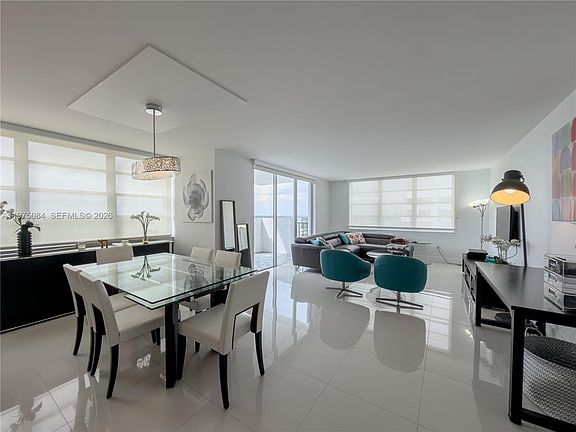 5th image of 2750 NE 183rd St APT 2108