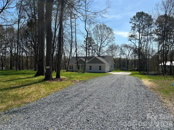 316 Sunrise Cir, Shelby, NC 28150