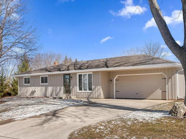 402 Heather LANE, Fredonia, WI 53021