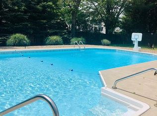 26 Green Meadow Blvd, Middletown, NJ 07748