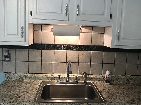 4th image of 6301 Jeffrey Dr