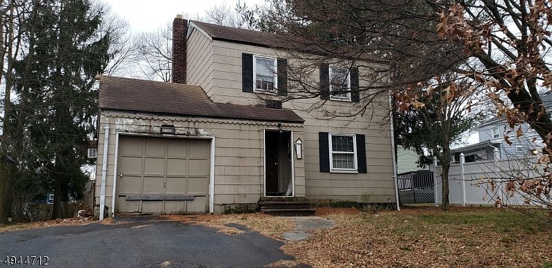 2nd image of 604 Terrill Rd #06