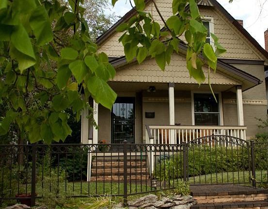 Moss rock wall, custom fence