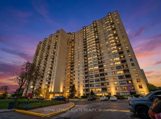 370 Dixon Rd #714, Toronto, ON M9R1T2