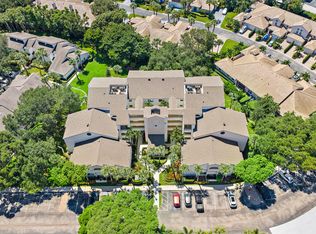 326 OAK HARBOUR Drive #326, Juno Beach, FL 33408