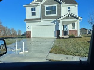 6856 Orchard Run Cir, Whitestown, IN