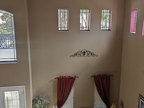 5th image of 11352 Oyster Bay Cir