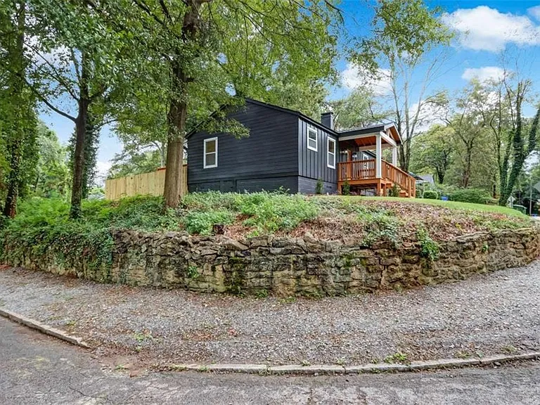 1200 Byewood Ln SW — Photo 48