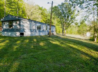 6495 Hardwicks Creek Rd, Clay City, KY 40312
