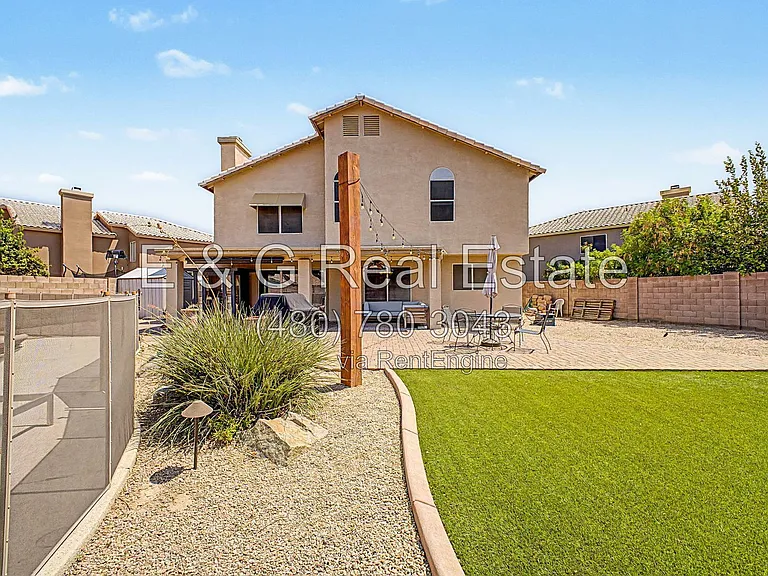 19424 N 33rd Pl — Photo 41