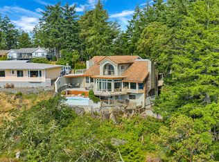 780 Cuaulta Cres, Colwood, BC V9C 3H3