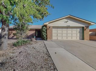 5709 Equestrian Ct NW, Albuquerque, NM 87120