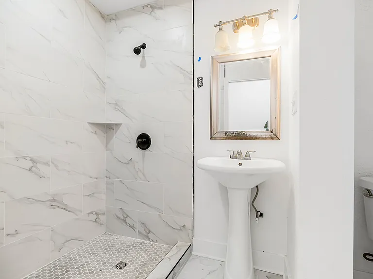 1120 Ward Pkwy #100 — Photo 11