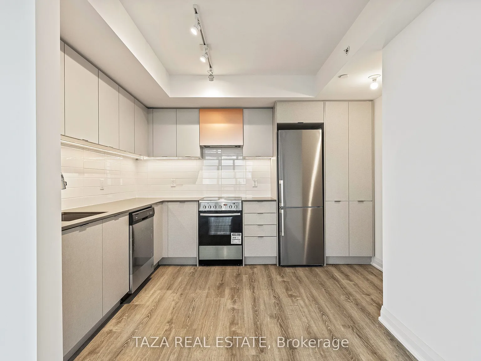 2 bed, $2,700 — Photo 4