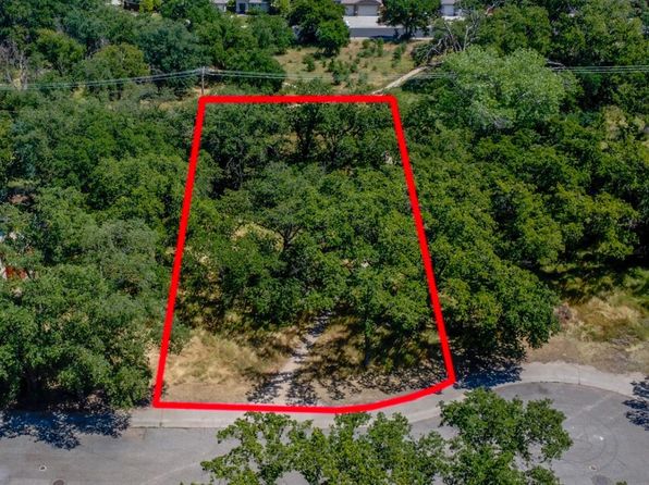 1215 Meadow Ln, Roseville, CA 95661