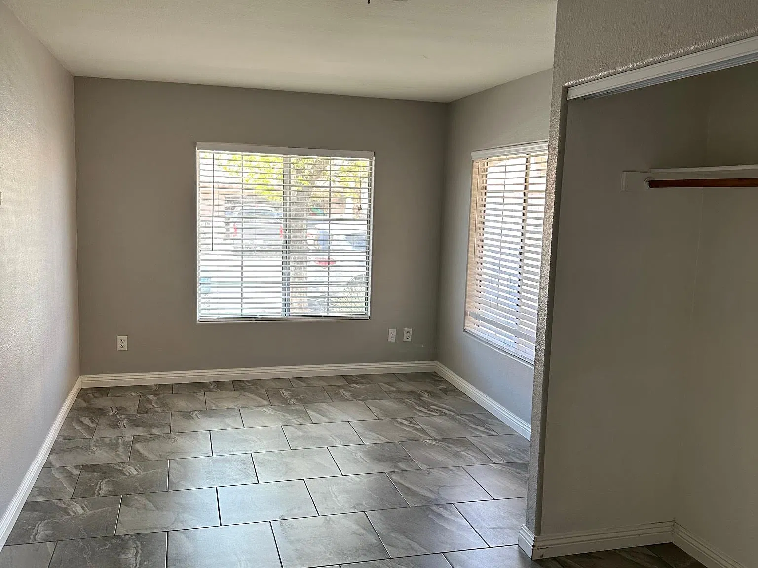 1761 Sunflower Ct — Photo 2