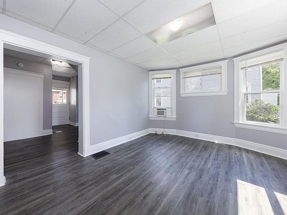 5th image of 1933 Hudson Ave #1