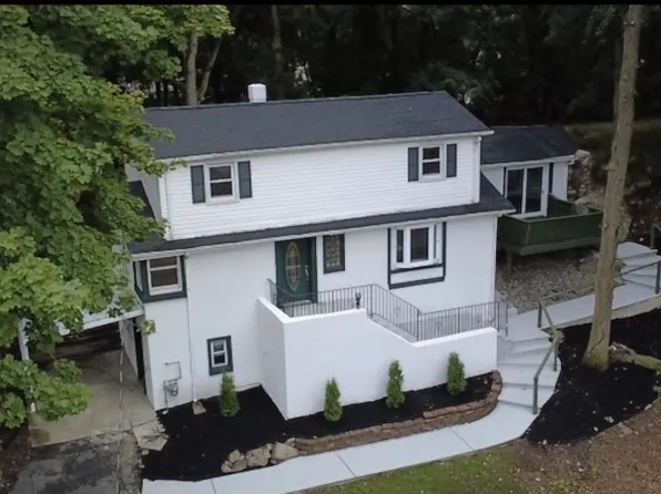 20 Garbarino Ave, Wanaque Boro, NJ 07465