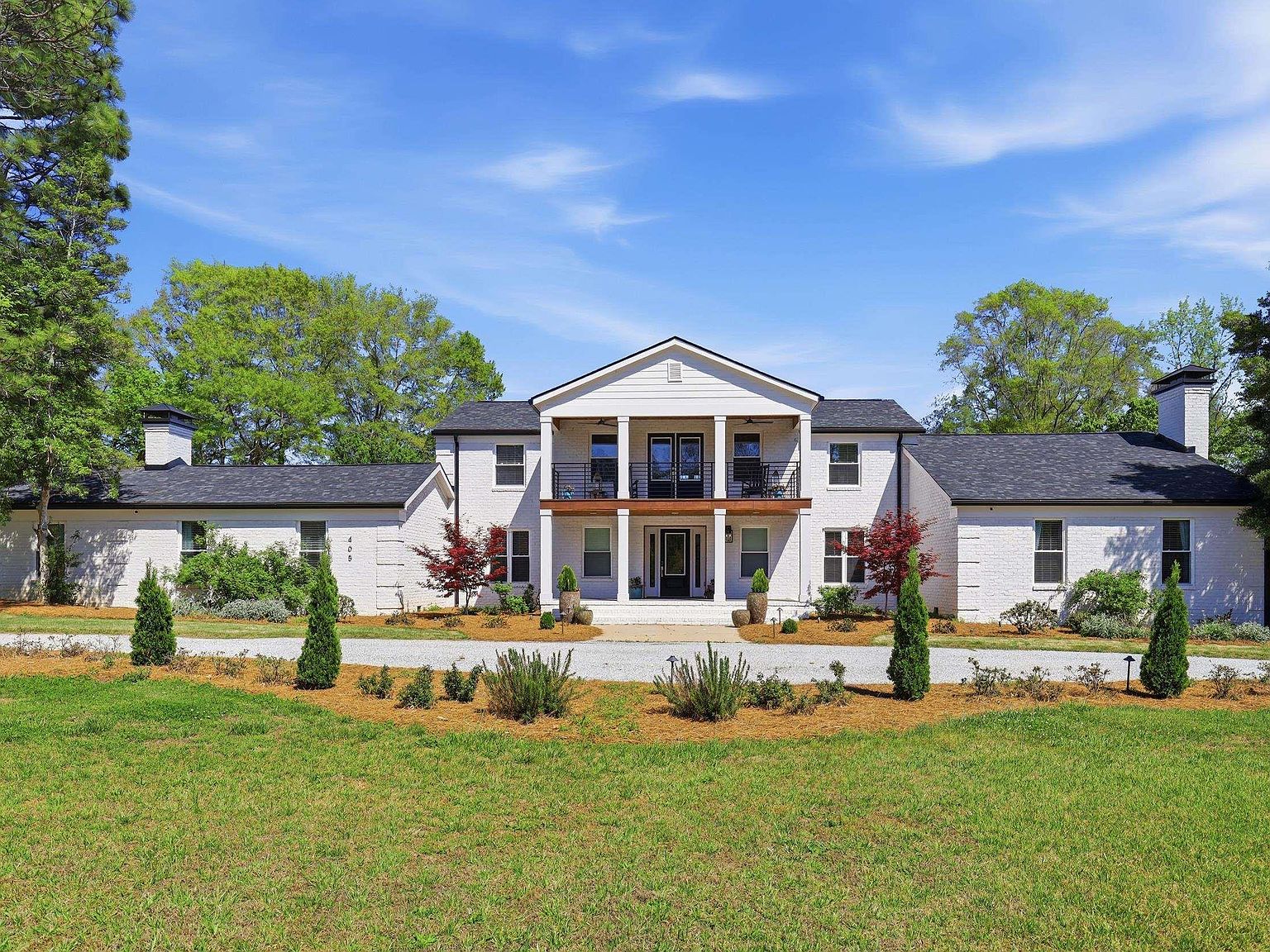 405 Foot Hills Rd