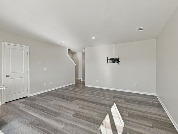 4th image of 314 Sunnyview Dr