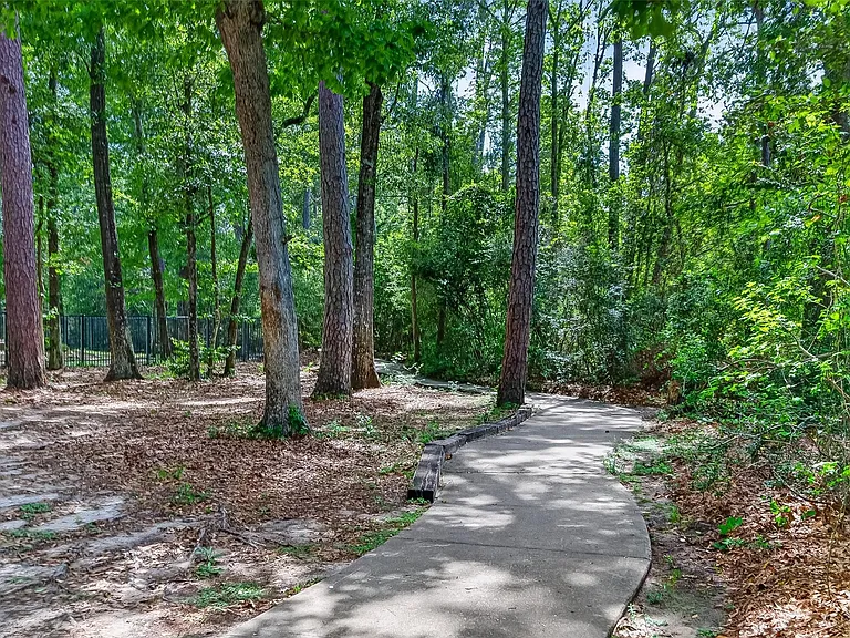 31722 Royal Woods Ct — Photo 38
