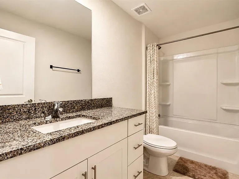 13191 Garnet Raspberry Ave — Photo 6