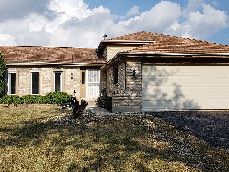 1st image of 22625 Latonia Ln