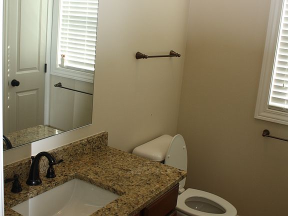 5th image of 89 Cobblestone Ln