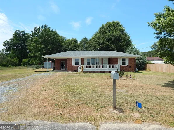 8 Dawson St, Reynolds, GA 31076