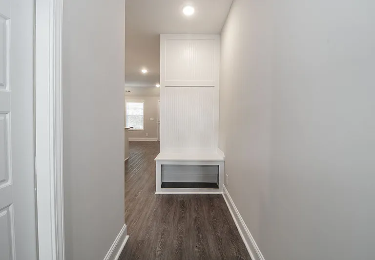 220 Drayton Dr #B — Photo 2