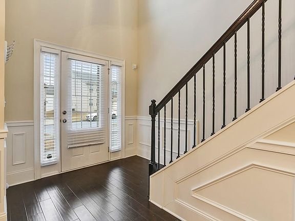 2nd image of 4115 Trillium Wood Trl