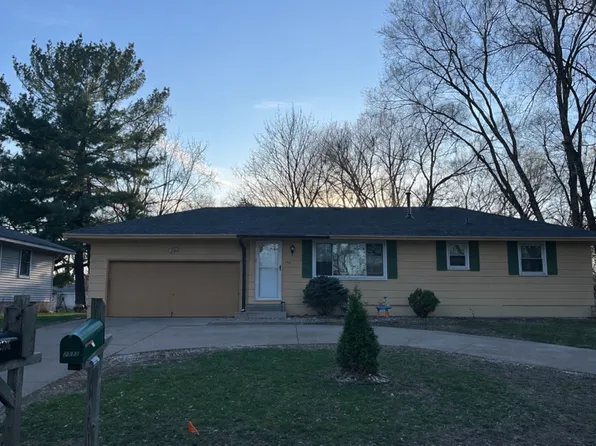 7516 Arthur St NE, Fridley, MN 55432