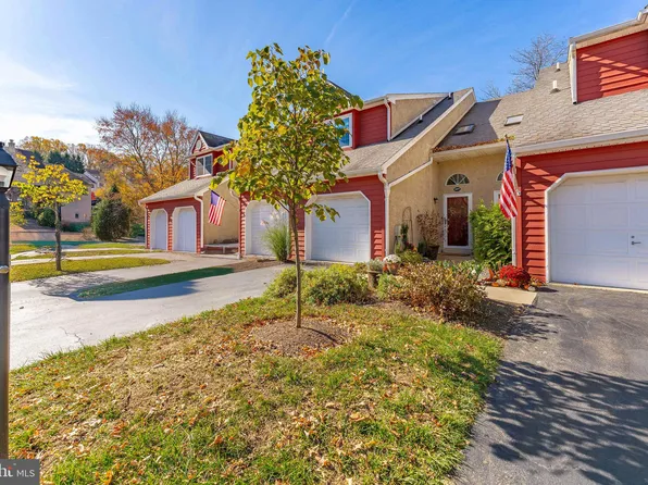 107 Fairfield Ct, West Chester, PA 19382