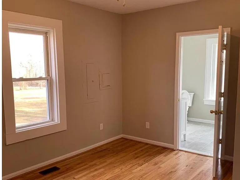 14850 Poplar Neck Rd — Photo 5
