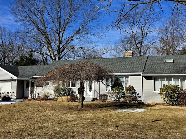 11 Petemont Drive, Farmington, CT 06032