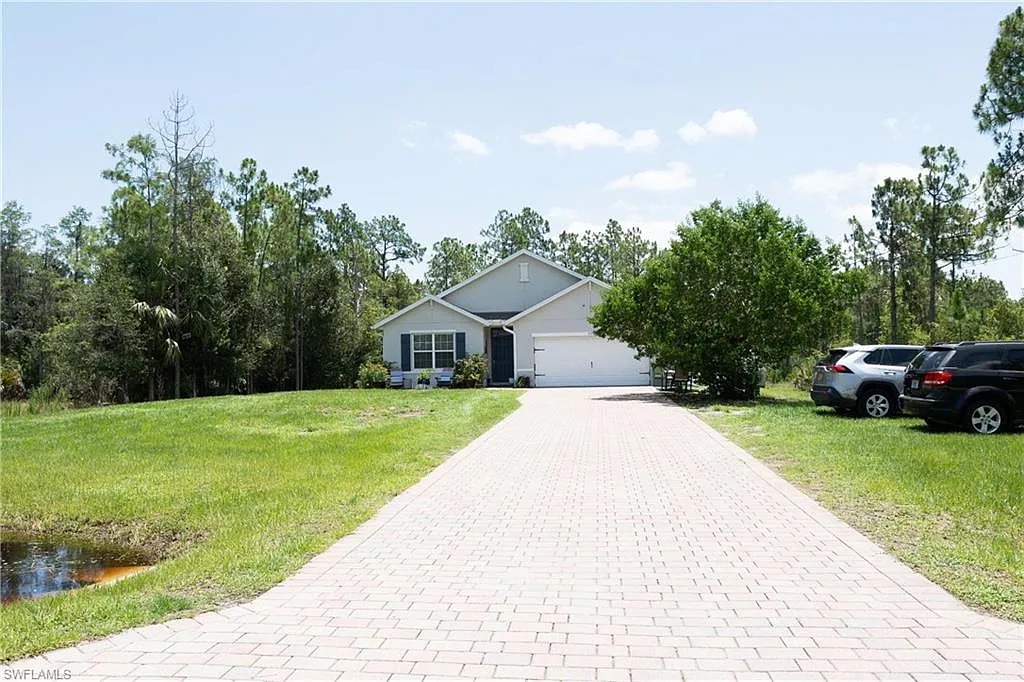 4 bed, 2.0 bath, 1830 sqft, $2,800 — Photo 4