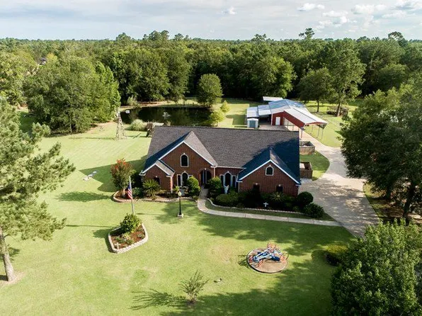 9065 Timco Dr, Orange, TX 77630