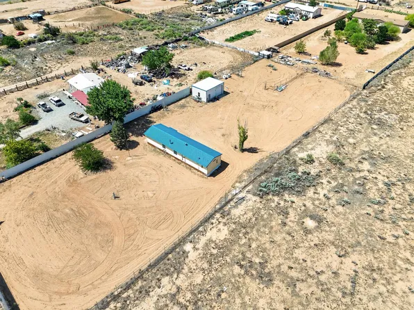1 La Sierra Ln, Los Lunas, NM 87031