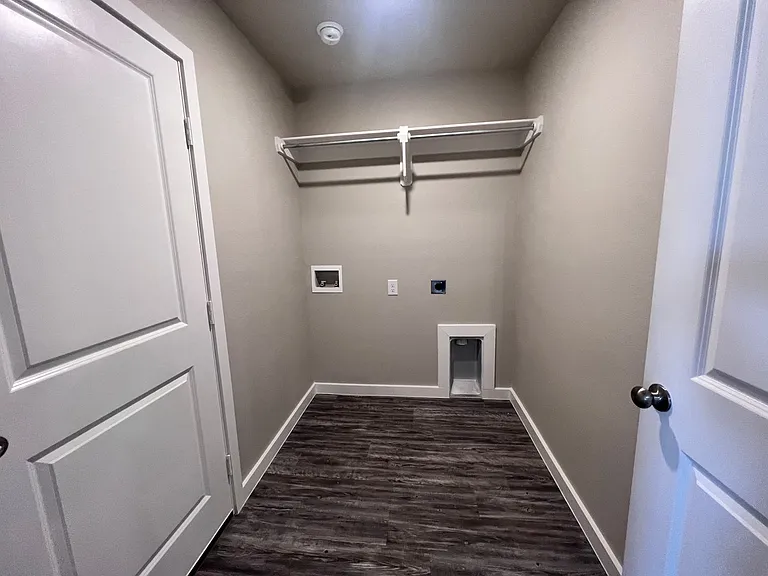 3207 Abbeville Ave — Photo 5