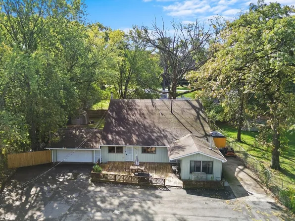 1855 W 235th St, Steger, IL 60475